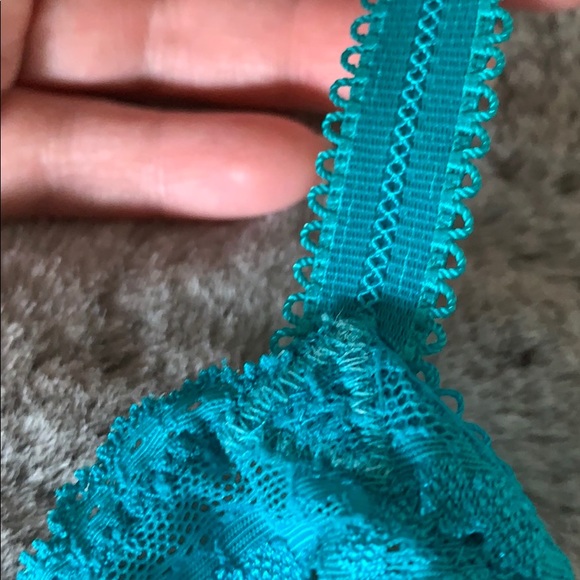 Wacoal Bra 34DD - Picture 2 of 6